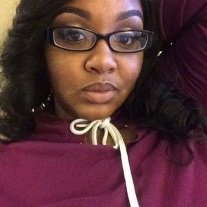 Meet your Posher, Tiara